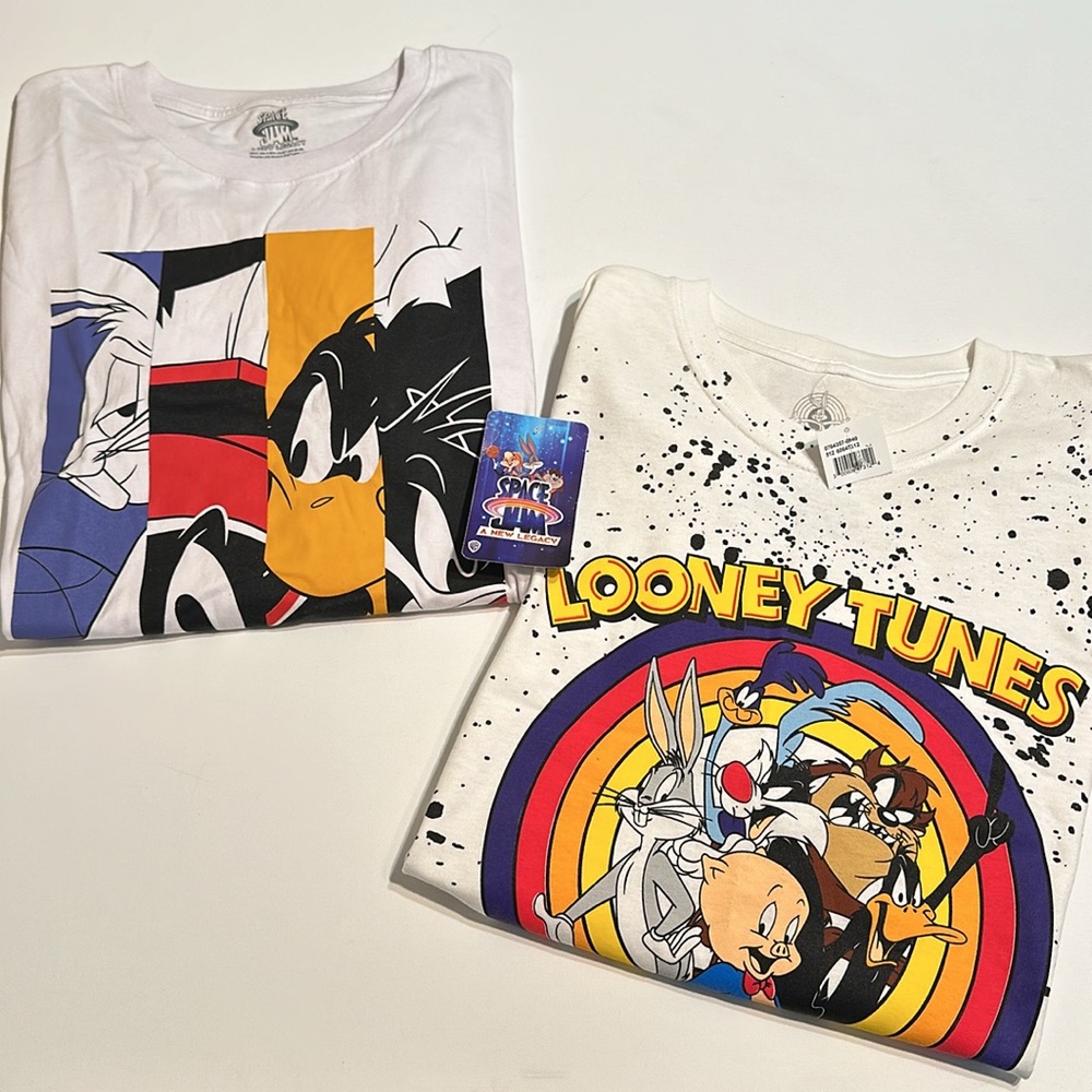 2 NEW LOONEY TUNES SHIRT